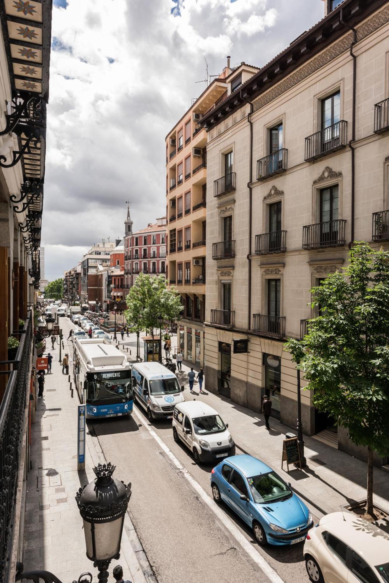 Atocha Boutique - Barrio De Las Letras Appartement Madrid Buitenkant foto